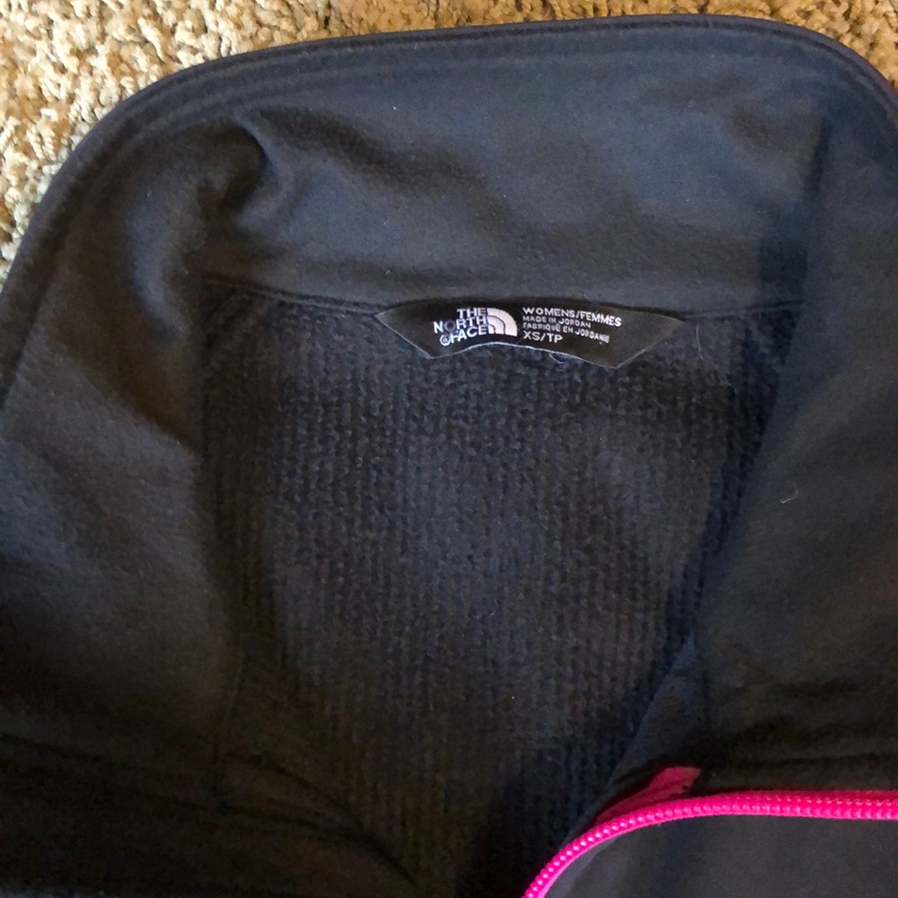 North face jacket - Picture 3 of 4